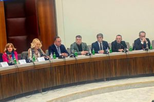 Министарка Снежана Пауновић са начелницима и представницима управних округа Србије